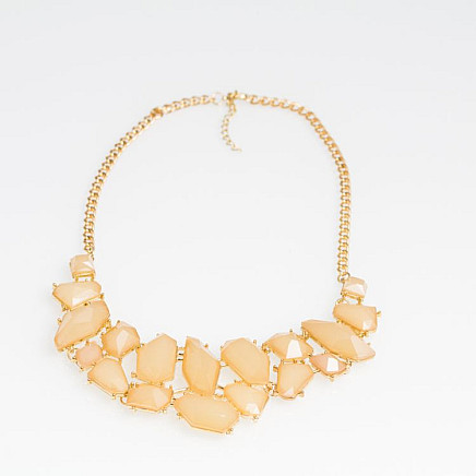 ORANGE SHAPE NECKLACE