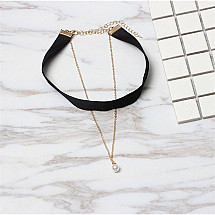 RIBBON CHOKER NECKLACE WITH A PEARL, BLACK