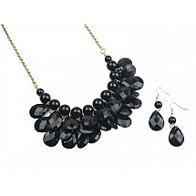 GEOMETRY TEAR NECKLACE WITH BLACK EARRINGS