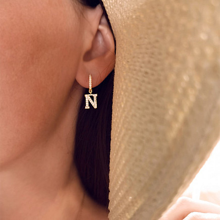 Gold-plated letter N earring KST1683N