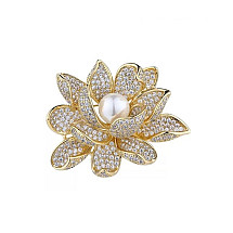 Decorative crystal brooch FLOWER PEARL BZ143