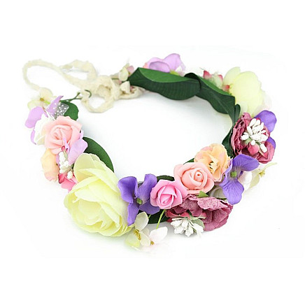 Delicate wreath of roses and hydrangeas W53