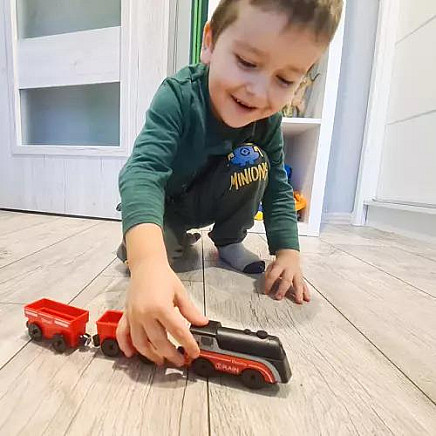 Interactive Magnetic Electric Toy Train Set with Self-Driving Locomotive & Illuminated Headlamp - Teaching and Entertaining for Kids