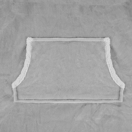 Liela flaneļa pleda džemperis pelēkā krāsā – komfortam un siltumam