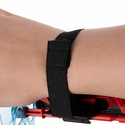 Glove with launcher + darts 26692