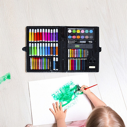 Painting set in a case 86 pcs