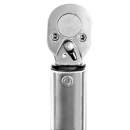 Multifunctional ratchet wrench