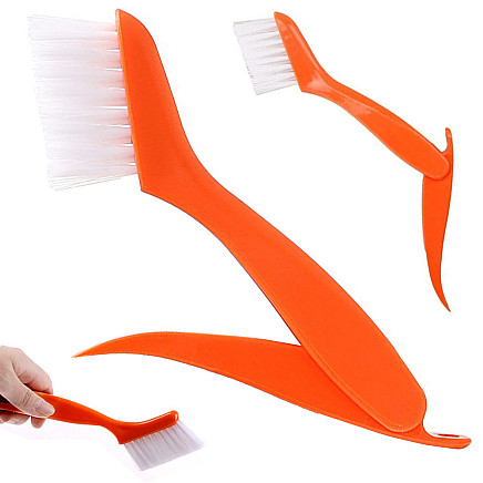 Slot cleaning brush slot scraper