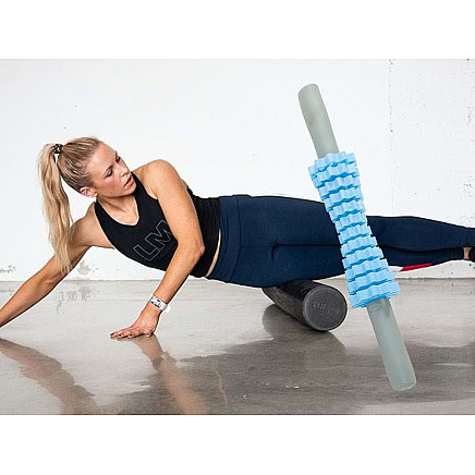 Massage roller rotating body roller for back