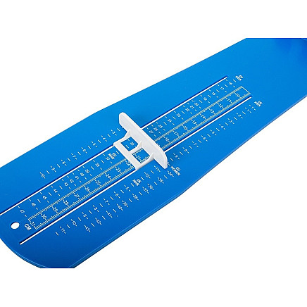 Pēdu mērītājs apavu izmēra noteikšanai pieaugušajiem un bērniem, zils