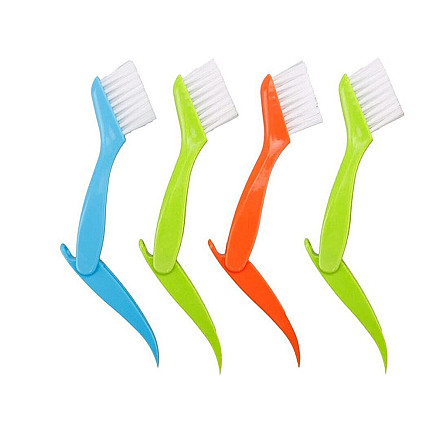 Slot cleaning brush slot scraper