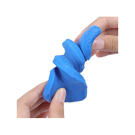 Hard clay for cleaning car paintwork