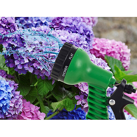 Dārza šļūtenes smidzinātājs ar 7 funkcijām