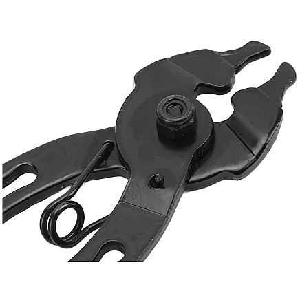 Pliers spanner to unbolt bicycle chain pinchers