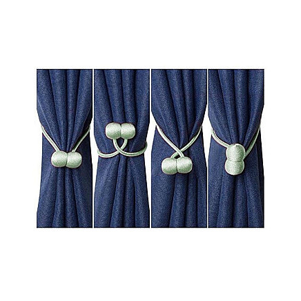 Decorative clips for curtains magnetically strong