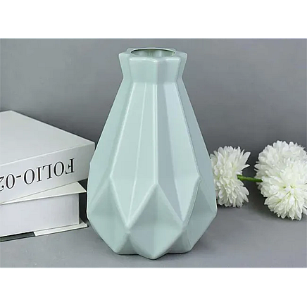 PLASTIC FLOWER VASE (60)