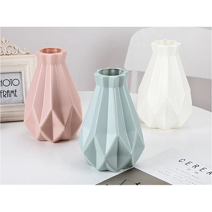 PLASTIC FLOWER VASE (60)