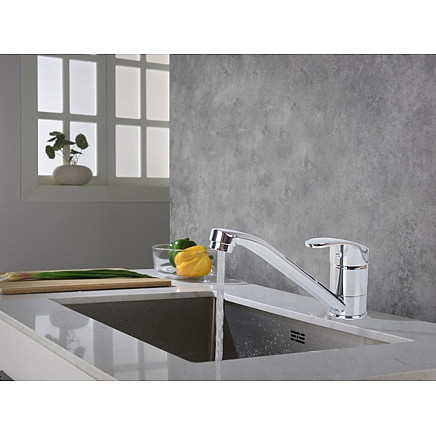 Kitchen mixer tap chrome long