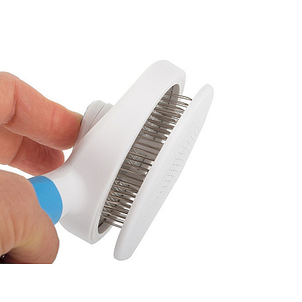 Self-cleaning hair brush for dogs cats