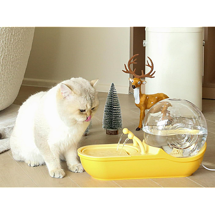 Automātiskā dzirdinātava kaķiem un suņiem gliemeža formā ar filtru