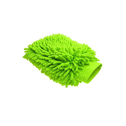 Microfibre cloth glove for cleaning the car wash on the hand