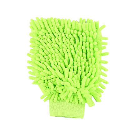 Microfibre cloth glove for cleaning the car wash on the hand