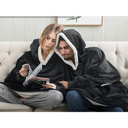 Silts un mīksts oversize džemperis-sega ar kapuci, biezs, melns