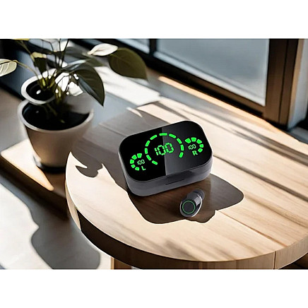 Bluetooth bezvadu austiņas ar LED uzlādes korpusu