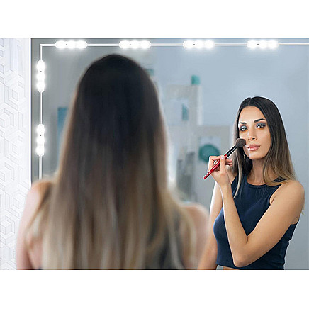 LED gaisma skapim 10 W 5V 3,3 m