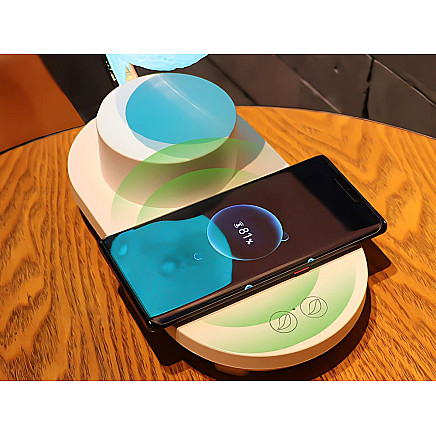 RGB mēness naktslampa ar 10W bezvadu lādētāju un Bluetooth skaļruni