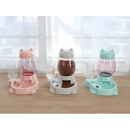 Automātiskā barotava un dzirdinātava suņiem un kaķiem 2-in-1