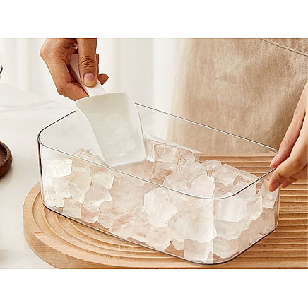 Ledus kubiņu veidne ar konteineri un lāpstiņu, 50 kubiņi