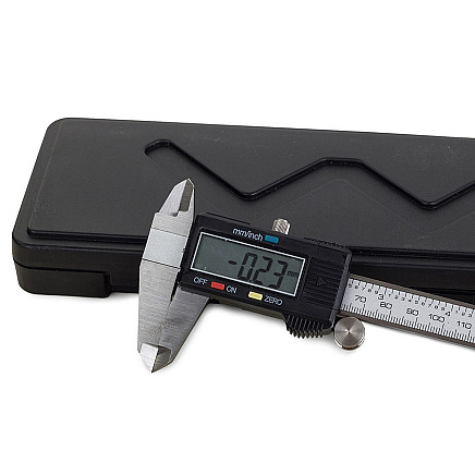 Electronic digital calliper l150 lcd metal