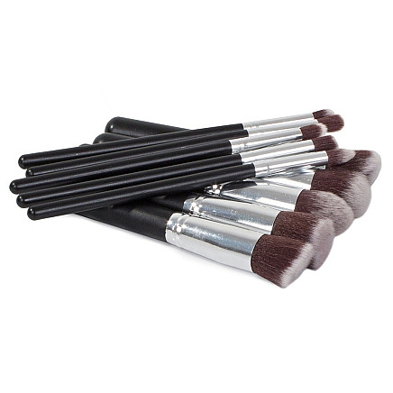 Set of professional make-up brushes 10 pieces