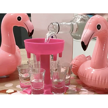 Drinks glass dispenser pouring machine