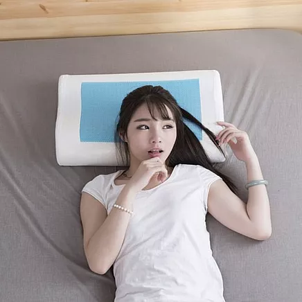 Liela ortopēdiskā spilvens ar dzesēšanas želejas ieliktni