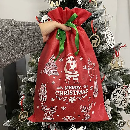 Ziemassvētku dāvanu maisiņi Mikoļa dāvanām