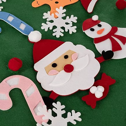 Felt Christmas tree with ornaments 24856