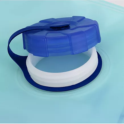 Mugursoma ar rezervuāru 2l