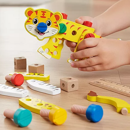 Kruzzel 26581 Wooden Tool Box