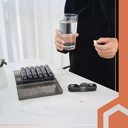 Ruhhy 26346 7-day medication organizer