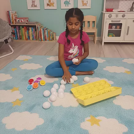 Attīstošais olu šķirotājs 12 gab., Montesori formu puzle 26653