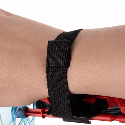 Glove with launcher + darts 26692