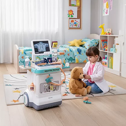 Childrens medical kit with accessories