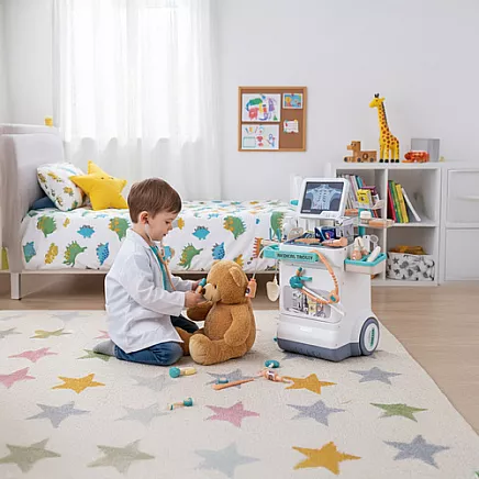 Childrens medical kit with accessories