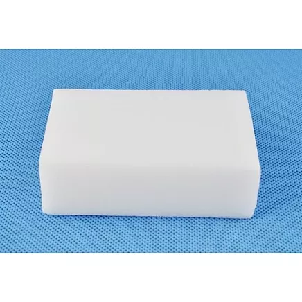 Maģiskais melamīna sūklis traipu tīrīšanai bez ķīmijas