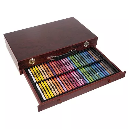 Painting set in a case 148pcs