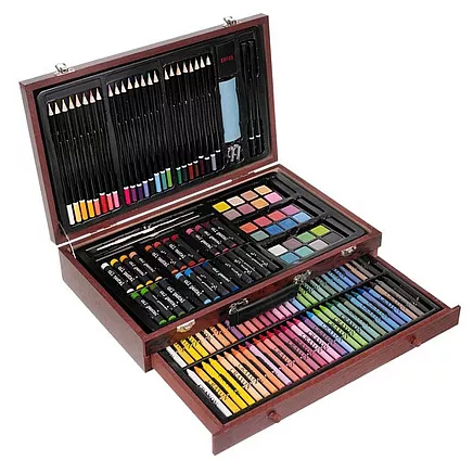 Painting set in a case 148pcs