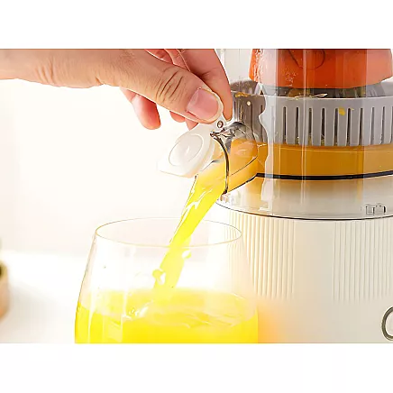 Automatic citrus juicer orange and fruit juicer