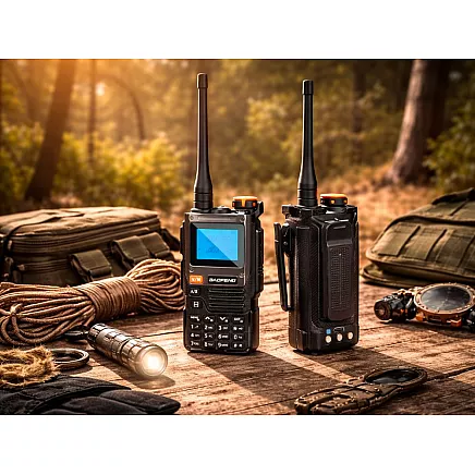 Радиостанция baofeng uv-k61 pro с большим радиусом действия до 30 км и фонариком, аккумулятор 2600 мач